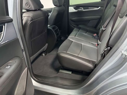 Used 2025 Cadillac XT5 Premium Luxury image 46