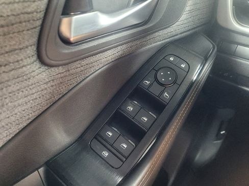 Used 2022 Nissan Rogue SV FWD image 27