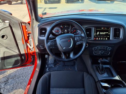 Used 2023 Dodge Charger SXT w/ Blacktop Package RWD image 3