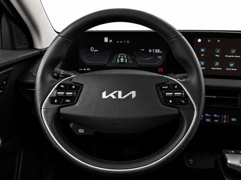 Used 2023 Kia EV6 AWD image 34