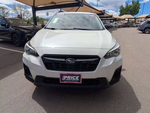 Used 2018 Subaru Crosstrek 2.0i image 2