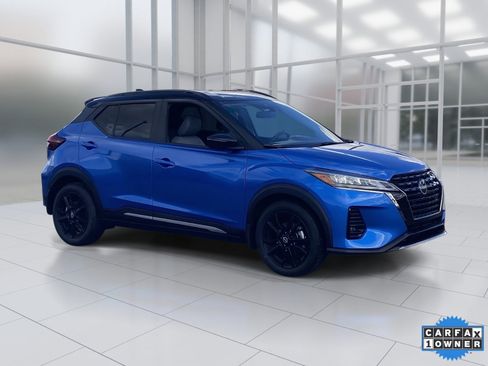Certified 2022 Nissan Kicks SR w/ Premium Package image 7