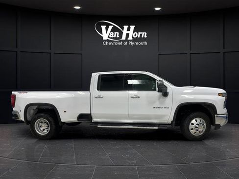 New 2026 Chevrolet Silverado 3500 LTZ w/ LTZ Plus Package AWD/4WD image 8