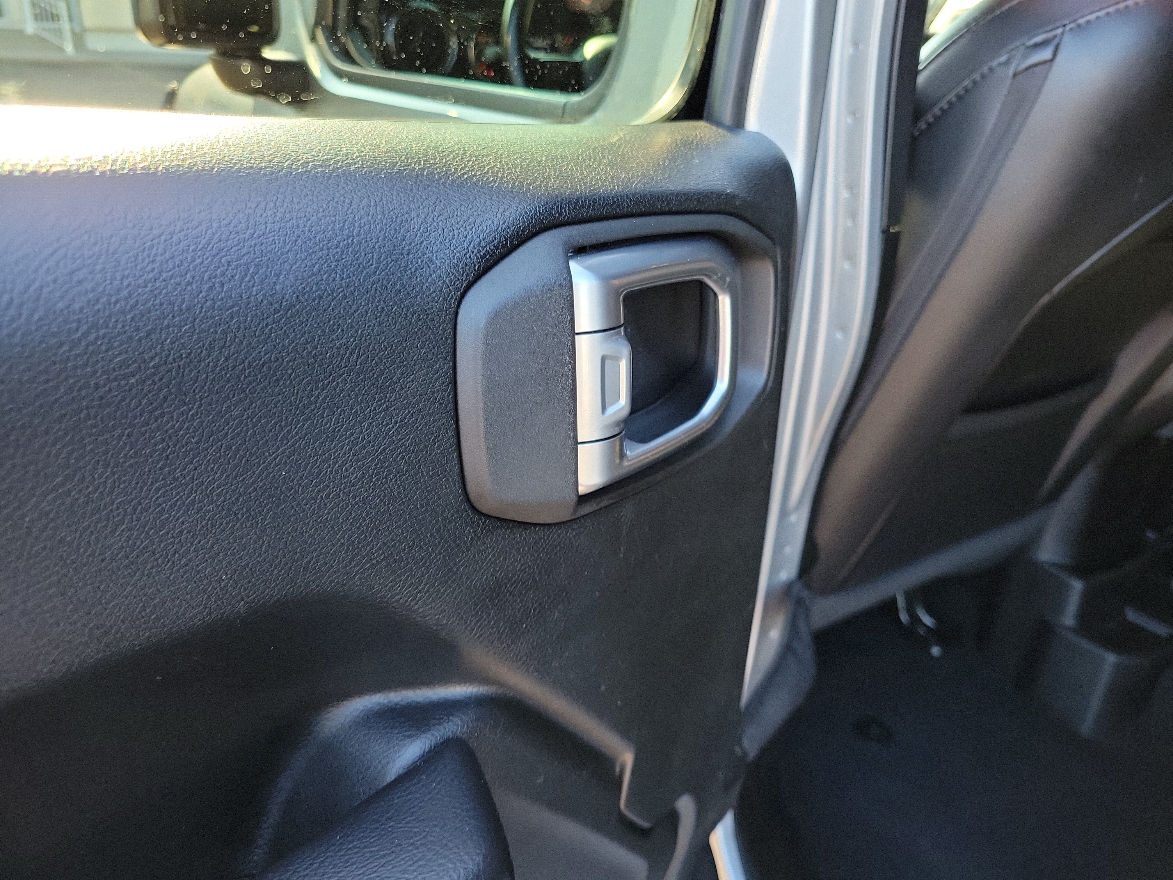 Used 2020 Jeep Wrangler Unlimited Sport AWD/4WD image 13