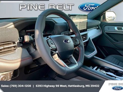 New 2025 Ford Explorer ST-Line image 8