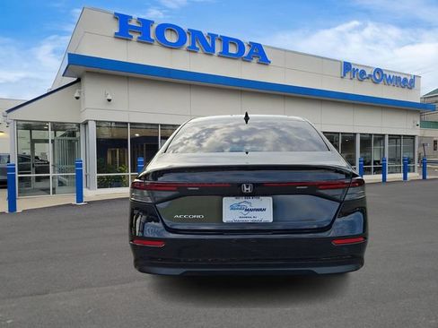 Used 2023 Honda Accord LX image 5