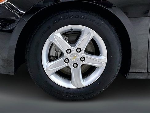 Used 2022 Chevrolet Malibu LT image 30