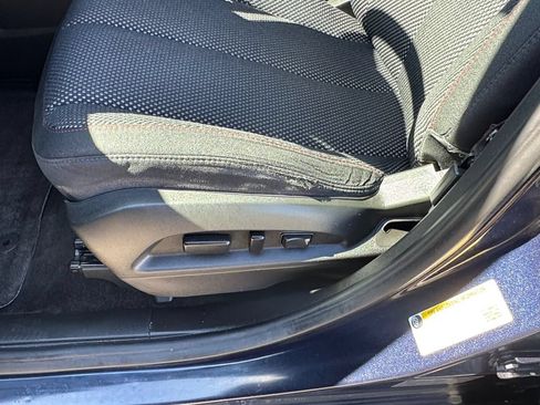 Used 2015 Chevrolet Equinox LT w/ Driver Convenience Package AWD/4WD image 17