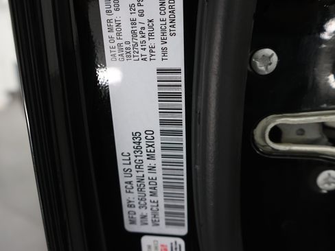 Used 2024 RAM 2500 Laramie AWD/4WD image 64