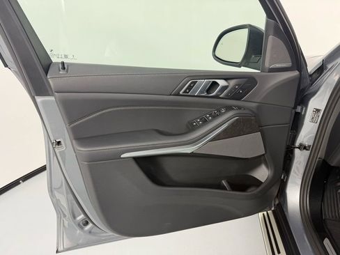 Used 2026 BMW X5 xDrive40i image 12