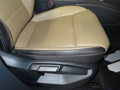 Used 2023 Volkswagen Atlas Cross Sport SE image 45