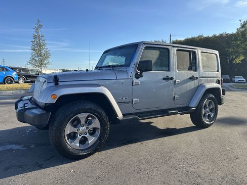 Used 2017 Jeep Wrangler Unlimited Sahara w/ Max Tow Package image 2