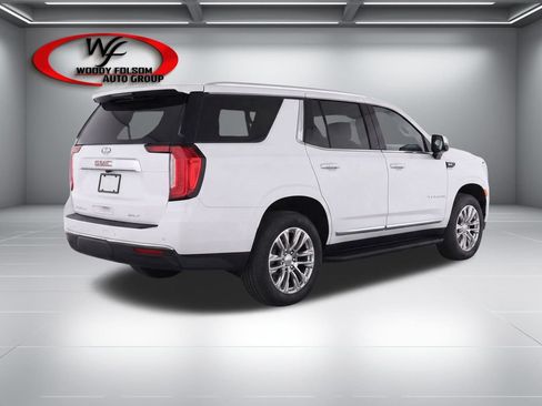 Used 2023 GMC Yukon SLT w/ SLT Premium Package RWD image 3