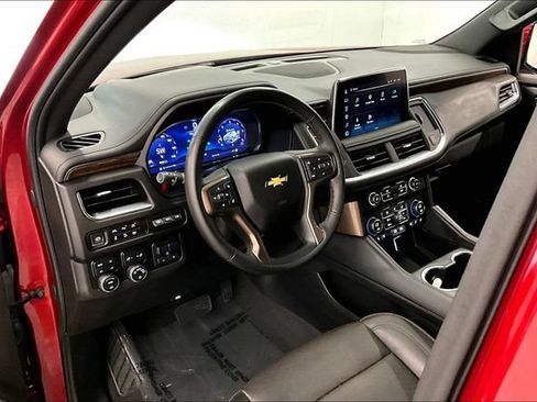 Used 2024 Chevrolet Tahoe High Country AWD/4WD image 16