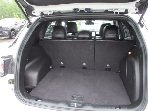 Certified 2023 Jeep Compass High Altitude AWD/4WD image 14