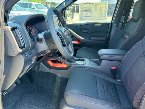 New 2026 Nissan Frontier PRO-4X w/ Pro-4x Convenience Package image 27