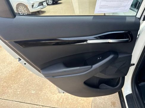 Used 2022 Kia Seltos S FWD image 13