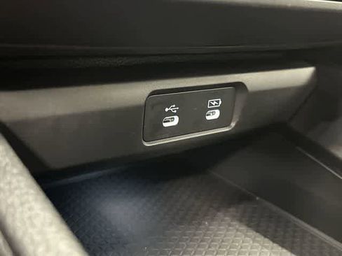 Certified 2025 Honda Accord SE image 24