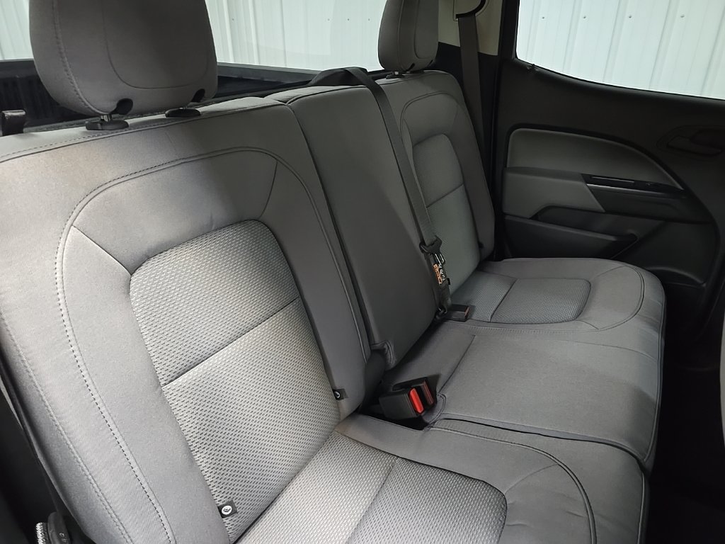 Used 2019 Chevrolet Colorado W/T w/ WT Convenience Package AWD/4WD image 16