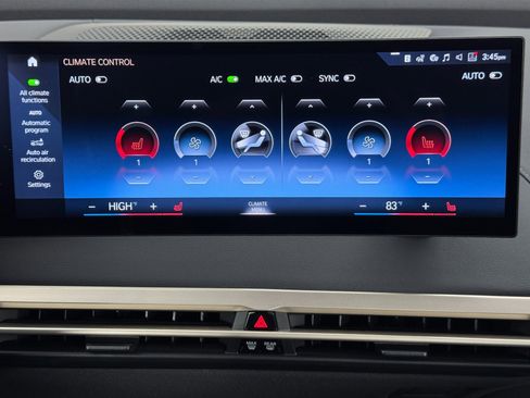 Used 2022 BMW iX xDrive50 w/ Premium Package image 26