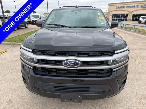 Used 2022 Ford Expedition Max XLT image 2