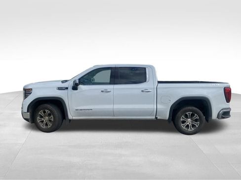 Used 2024 GMC Sierra 1500 SLT image 4