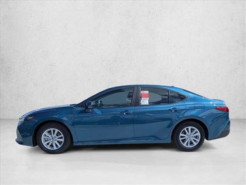 New 2026 Toyota Camry LE image 5