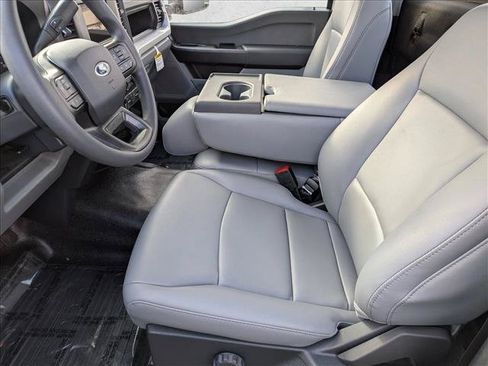 New 2026 Ford F250 XL w/ XL Off-Road Package AWD/4WD image 4