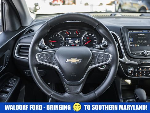 Used 2022 Chevrolet Equinox LT image 32