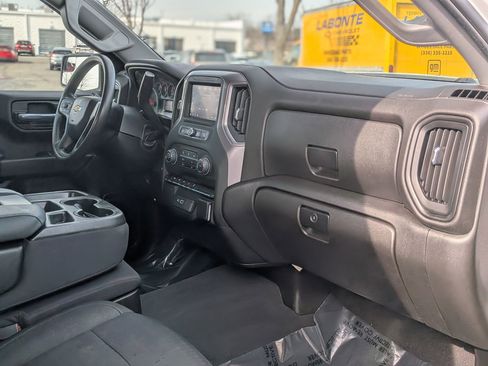 Used 2022 Chevrolet Silverado 1500 Custom image 22