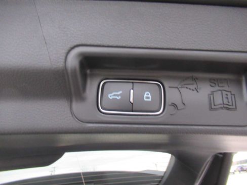 New 2026 Ford Explorer ST-Line w/ ST-Line Street Pack AWD/4WD image 17