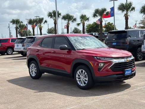 New 2026 Chevrolet TrailBlazer LS FWD image 6