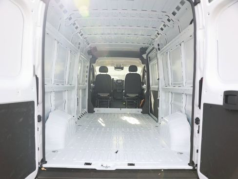 New 2026 RAM ProMaster 2500 w/ Safety Group FWD image 33