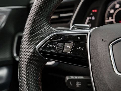 Used 2021 Audi RS 7 Sportback w/ Carbon Optic Package image 20