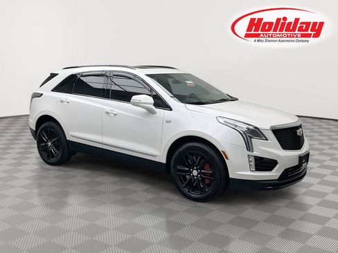 Used 2024 Cadillac XT5 Sportv w/ LPO, Floor Liner Package AWD/4WD image 1