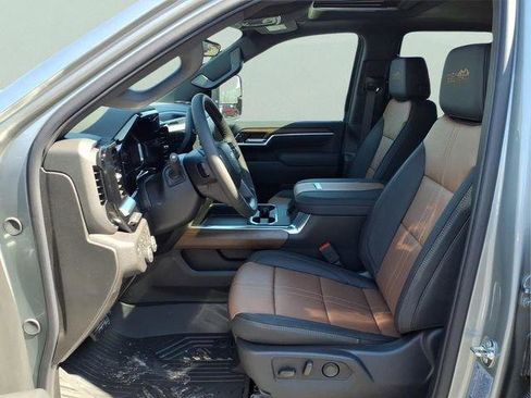 New 2026 Chevrolet Silverado 2500 High Country w/ High Country Premium Package AWD/4WD image 20