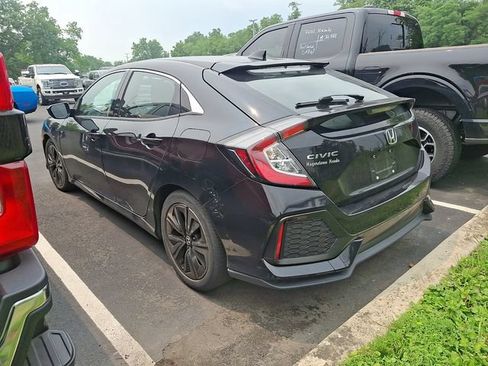 Used 2018 Honda Civic EX image 7