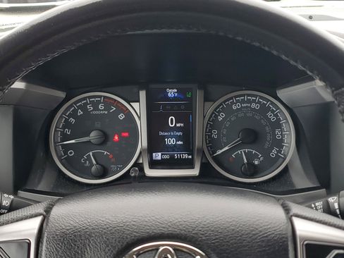 Used 2022 Toyota Tacoma SR5 w/ Technology Package RWD image 24