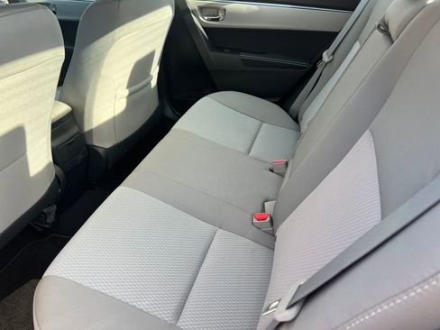 Used 2016 Toyota Corolla L image 11