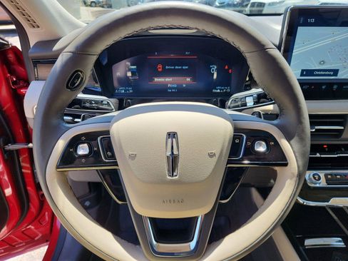 Used 2023 Lincoln Corsair Reserve w/ Equipment Group 201A AWD/4WD image 20