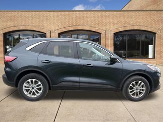 Used 2022 Ford Escape SE AWD/4WD video 2