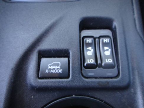 Used 2019 Subaru Crosstrek 2.0i Premium AWD/4WD image 8