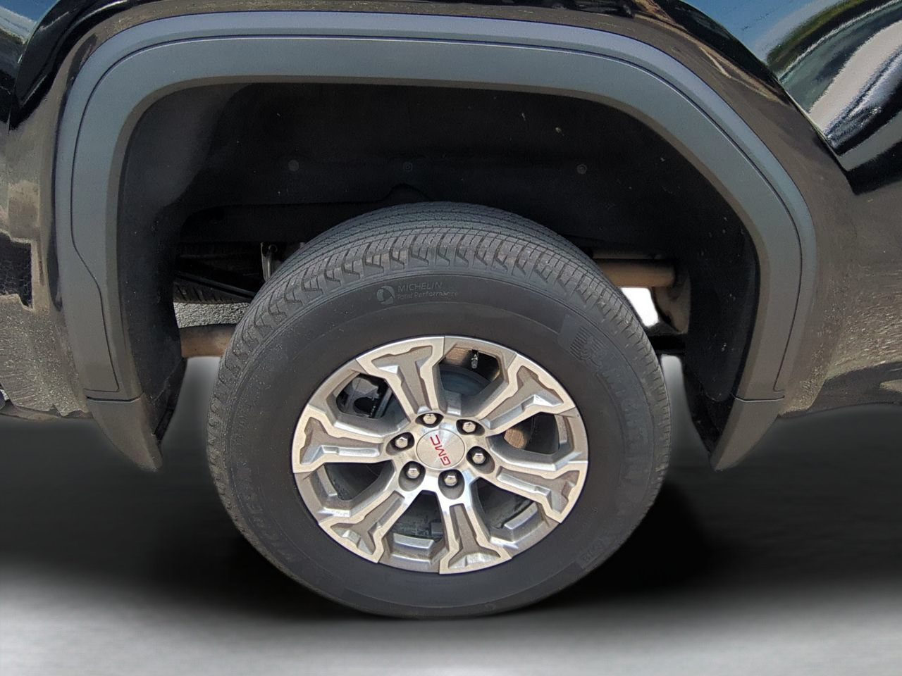 Used 2025 GMC Sierra 1500 SLT RWD image 27