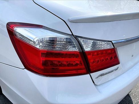 Used 2013 Honda Accord EX-L image 26