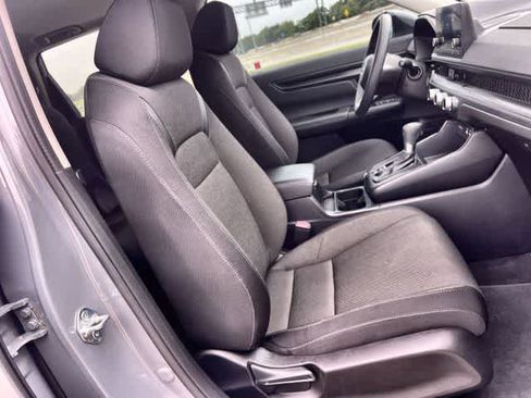 Certified 2025 Honda CR-V EX image 12