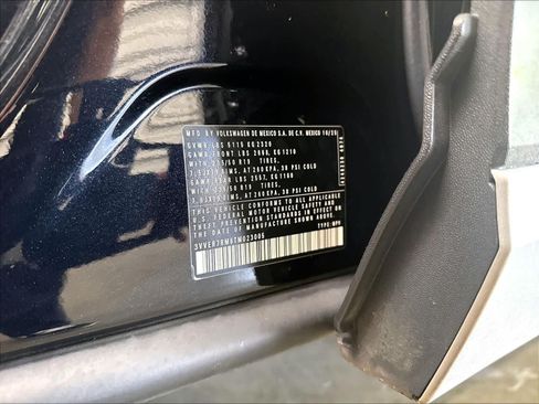 Certified 2026 Volkswagen Tiguan SE AWD/4WD image 22