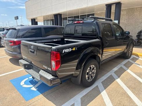 Used 2020 Nissan Frontier PRO-4X w/ Pro-4x Utility Package AWD/4WD image 8