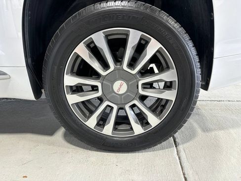 Used 2017 GMC Terrain Denali AWD/4WD image 7