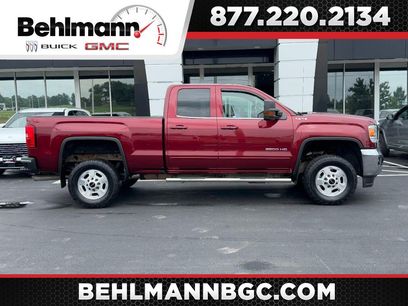 Used 2017 GMC Sierra 2500 SLE w/ HD SLE Preferred Plus Package