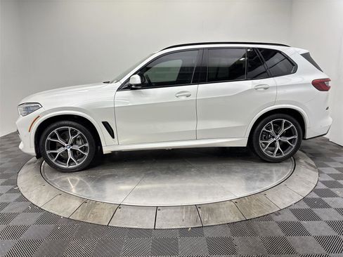 Used 2019 BMW X5 xDrive50i w/ M Sport Package image 16